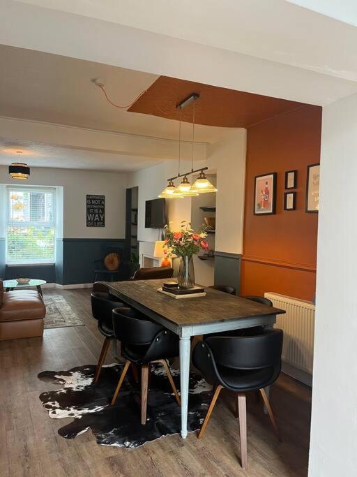 Lobster Cottage - Stylish 3 Bedroom Cottage In Heart Of Tenby Town, Pembrokeshire Екстер'єр фото