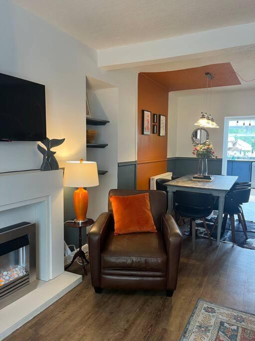 Lobster Cottage - Stylish 3 Bedroom Cottage In Heart Of Tenby Town, Pembrokeshire Екстер'єр фото